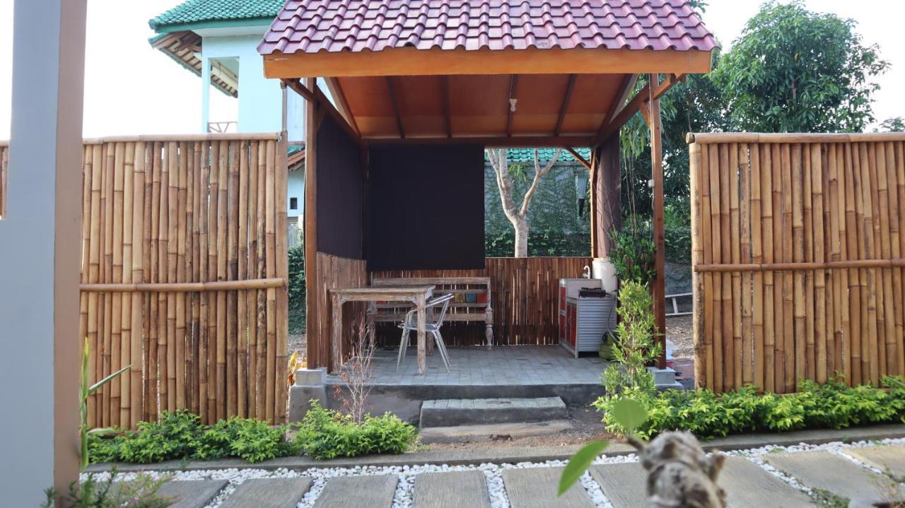 Jingga Homestay Balangan Джимбаран Екстер'єр фото